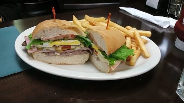 Chivito Al Plato de Pollo.