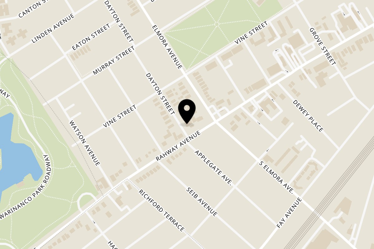 Map showing the location of La Estancia Parrillada Pizzeria Uruguaya on 713 Rahway Ave in Elizabeth